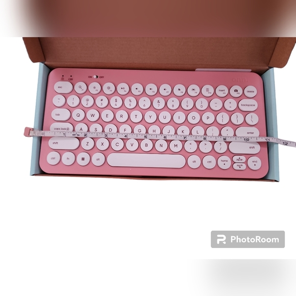 Pink Onn. Compact Wireless Keyboard - Picture 6 of 8